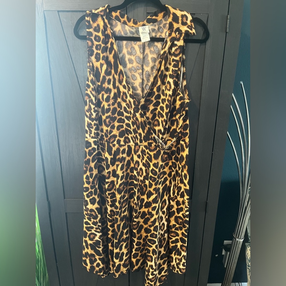 Leopard Print Sleeveless Dress